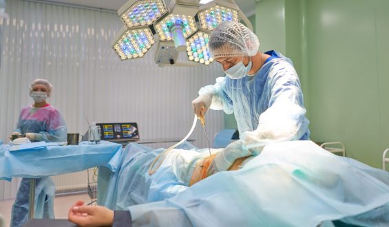 Lipoenxertia é tratamento para ondulações na mama