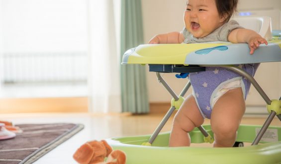 Causador de acidentes, andador infantil é contraindicado pela Sociedade Brasileira de Pediatria