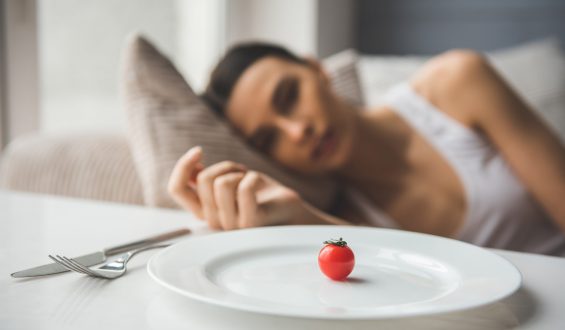 Dietas malucas em meio à Covid-19: Saiba como emagrecer de maneira saudável
