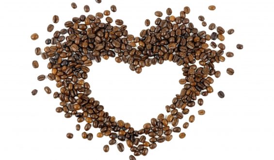 Conheça os impactos do café no coração