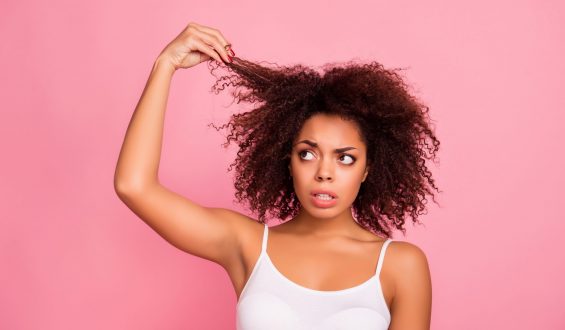 Perdemos cerca de 100 fios de cabelo por dia