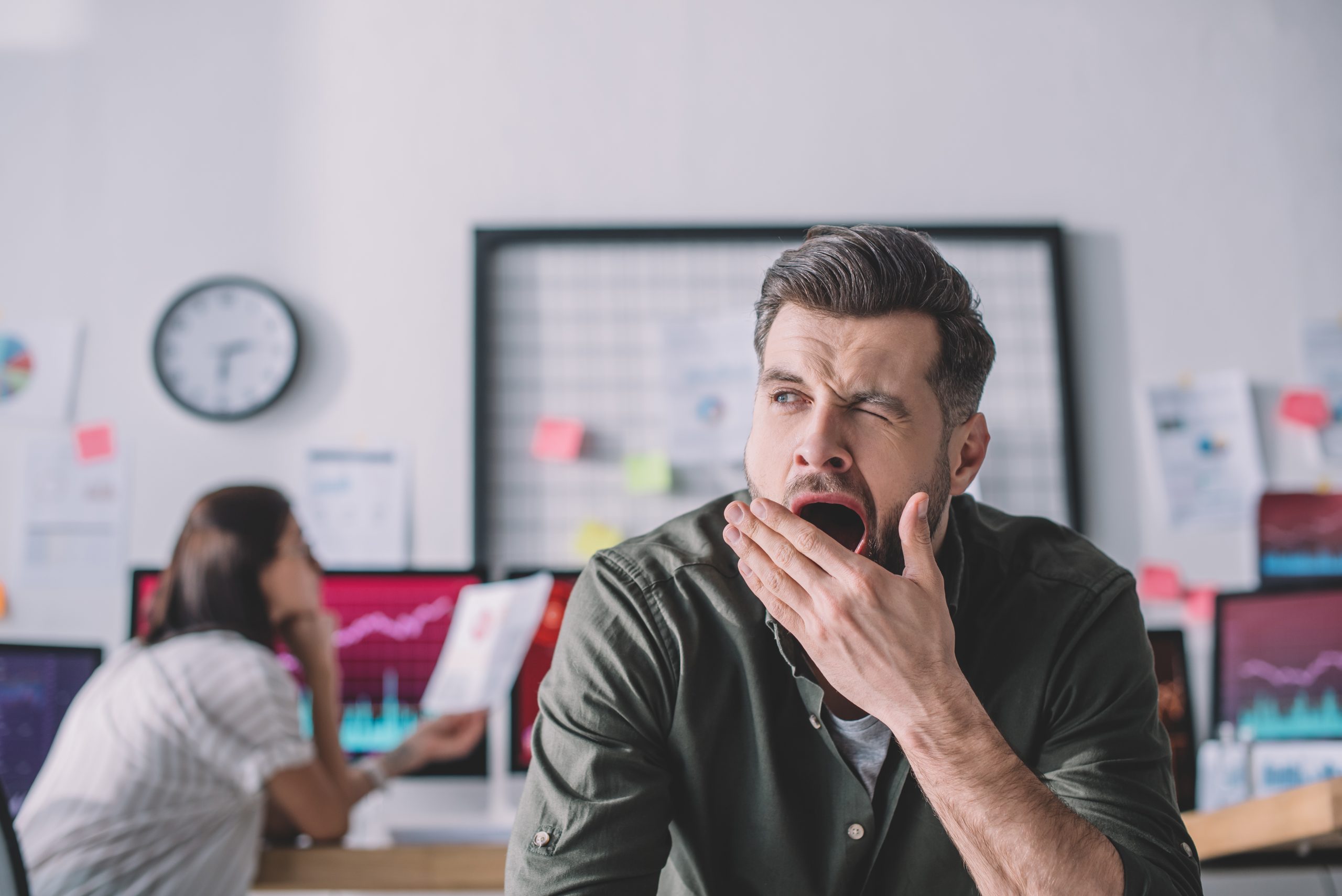 Bocejar é contagiante: por quê?