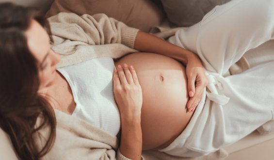 Os benefícios da acupuntura para gestantes