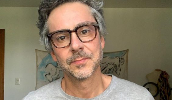 Problema de saúde afasta Alexandre Nero das gravações da novela ‘Travessia’. Saiba mais!