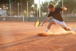 Tênis: Cuidados para evitar lesões
