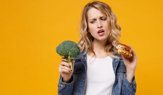 Alimentos que ajudam e os que prejudicam a digestão