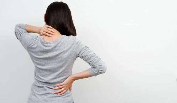 Como aliviar as dores musculares no frio?