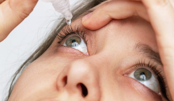 Cuidados com os olhos no tempo seco