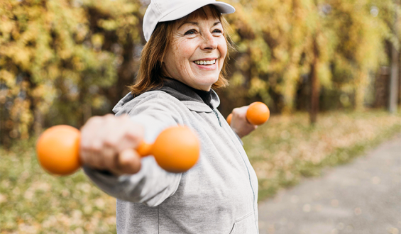 A menopausa e a perimenopausa afetam os ossos?