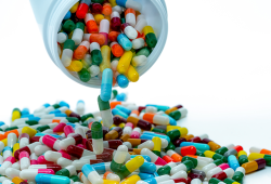 E quando o antibiótico não faz mais efeito? Descubra os riscos e como se proteger