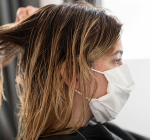 Quer mudar o cabelo? Saiba os riscos da escova progressiva