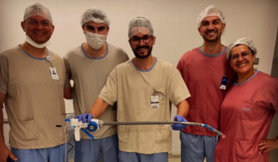 Sírio-Libanês realiza procedimento pioneiro para tratamento de refluxo sem incisões