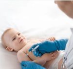 Erradicada no Brasil, poliomielite pode voltar a afligir as crianças do país