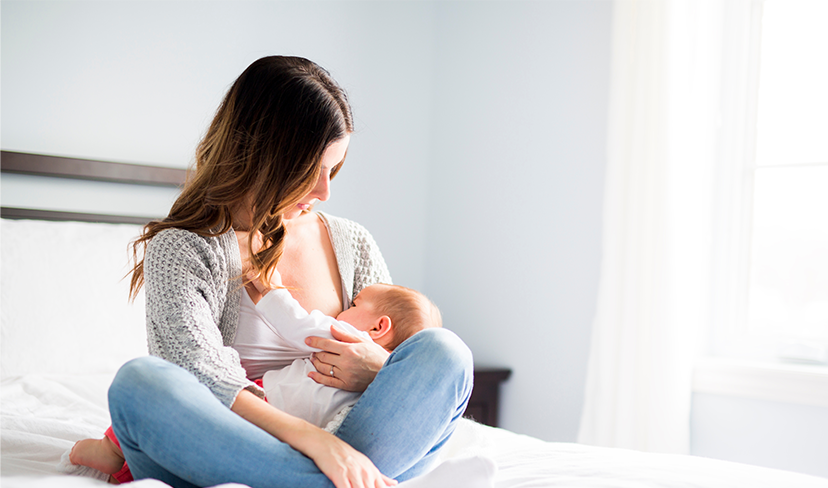 As três fases da amamentação: a evolução do leite materno