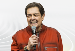 O apresentador Fausto Silva foi submetido ao seu quarto transplante