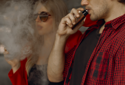 Estilo de vida é apontado como principal causa de câncer em pessoas jovens
