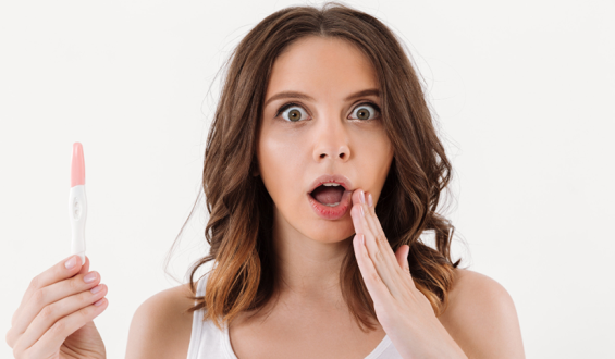 Menstruada não engravida? Entenda os riscos e exceções