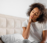 Dor na mulher, frequentemente negligenciada, é o foco do Manual escrito por médicas de diferentes especialidades.