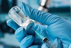 Histórico: Anvisa aprova a primeira vacina de dose única contra a dengue no mundo