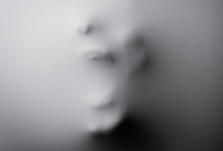 Esquizofrenia pode ter origem na formação do cérebro, diz pesquisa