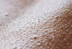 Medir glicose pelo suor? Calma: isso ainda é ficção, diz Sociedade Brasileira de Diabetes