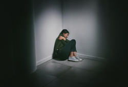 Todo sofrimento vira trauma?