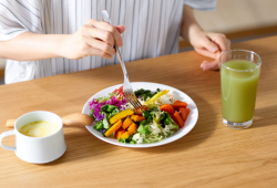 5 dicas de alimentação para ter um sono melhor