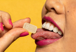 Halls preto no sexo oral: ajuda ou só engana?