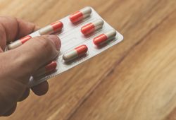 Remédio falso: você pode estar tomando sem saber e isso é perigoso de verdade