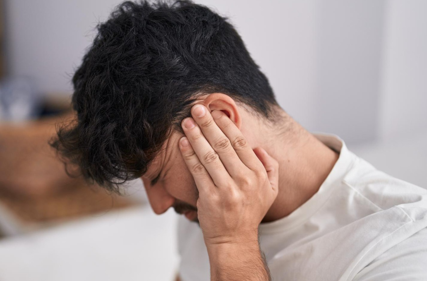 Dor de ouvido ou de cabeça recorrente? Esses sintomas podem esconder Disfunção Temporomandibular (DTM), alerta o Hospital CEMA