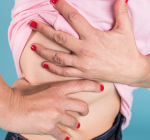 Hérnias abdominais afetam milhões de brasileiros e podem evoluir para quadros graves quando negligenciadas, alerta cirurgião de Goiás