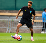 Ele volta. Mas estará no modo Neymar?