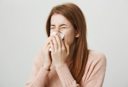 Rinite, espirros e coceira: qual o papel da acupuntura no tratamento das alergias?