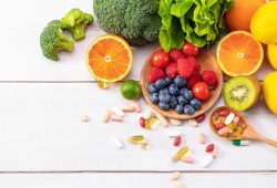 Vitamina C, vitamina D e zinco: qual é o papel de cada um na saúde?