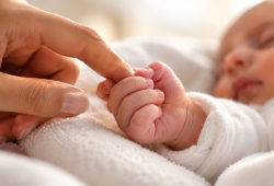 Fez pré-natal e o bebê nasceu com sífilis? Entenda como isso pode acontecer