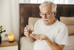Estatinas de rotina para idosos sem comorbidades? Entenda o Estudo STAREE